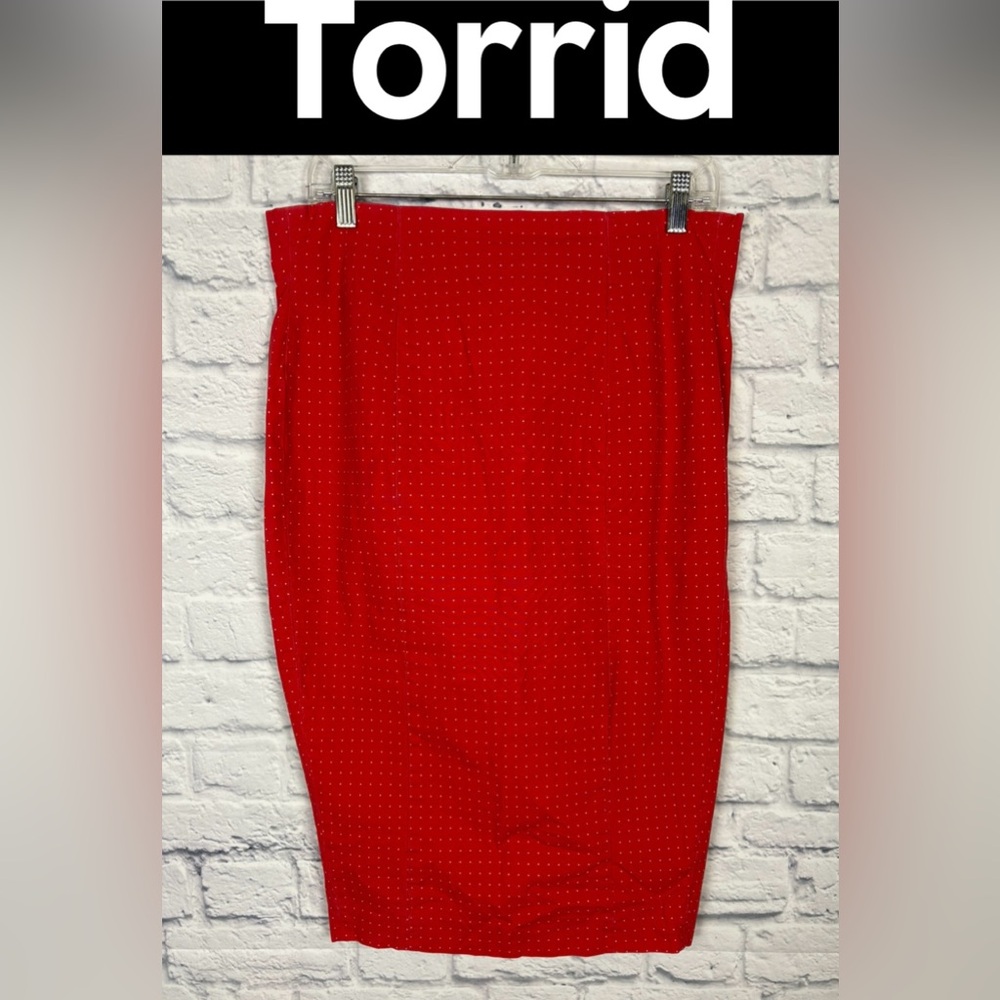 Torrid Pin Up pencil skirt red polkadots size 12